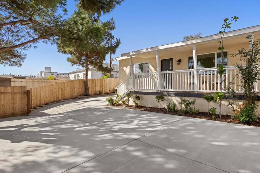 More Photos Of 4363 Eagle Rock Blvd, Los Angeles Multifamily For Sale