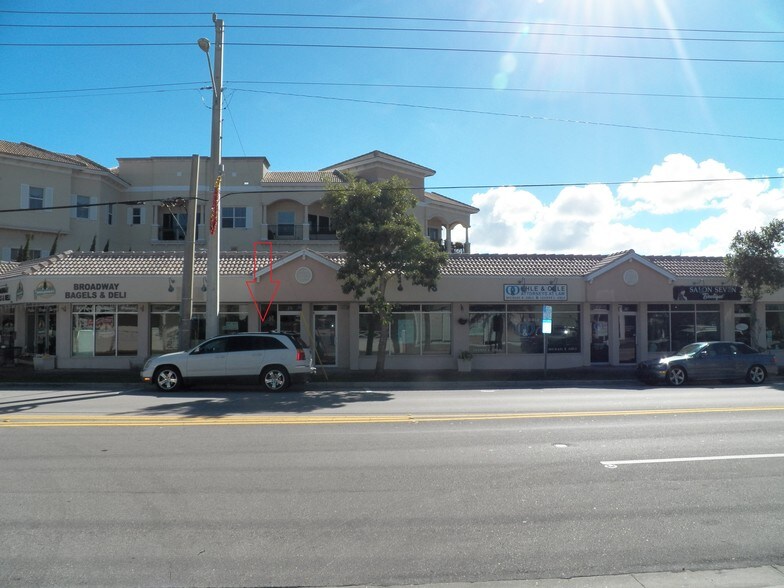 More Photos Of 38 SE Ocean Blvd, Stuart Storefront Retail Office For Lease