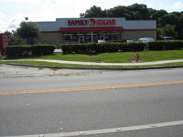 More Photos Of 103 N Center St, Pierson Freestanding For Sale