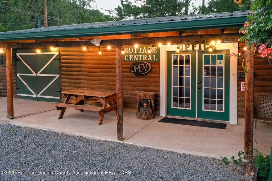 More Photos Of 616 Sudderth Dr, Ruidoso General Retail For Sale