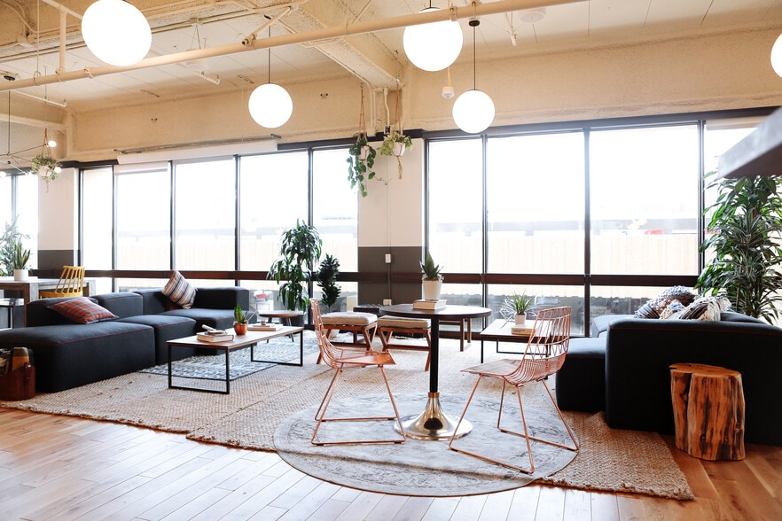 More Photos Of 177 E Colorado Blvd, Pasadena Office For Lease