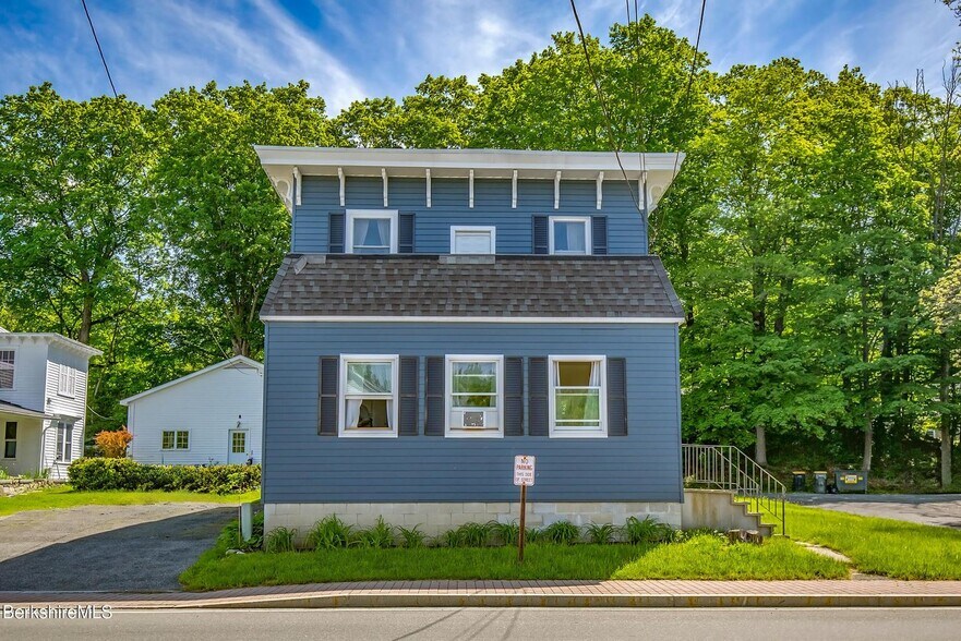 More Photos Of 35 Main St, West Stockbridge Apartments For Sale