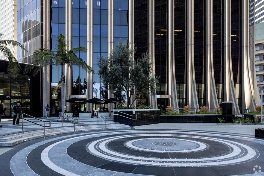 More Photos Of 1925 Century Park E, Los Angeles Office For Lease