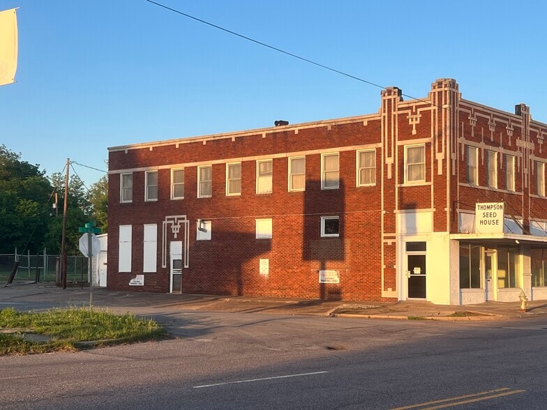 More Photos Of 820 W Broadway St, Muskogee Flex For Sale