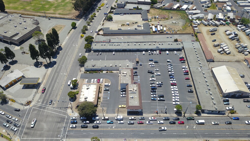 Primary Photo Of 21 W Laurel Dr, Salinas Medical For Lease