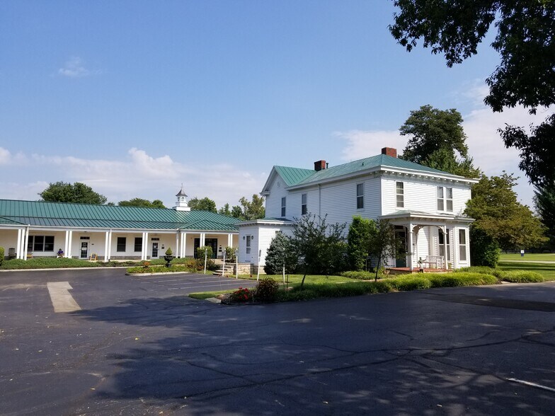 More Photos Of 12921 W US Highway 42, Prospect Medical For Lease