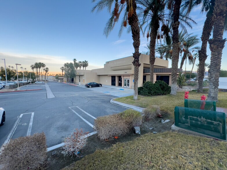More Photos Of 71950 Hwy 111, Rancho Mirage Storefront Retail Office For Lease