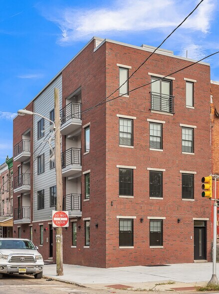 Primary Photo Of 1947 N 33rd St, Philadelphia Multifamily For Sale