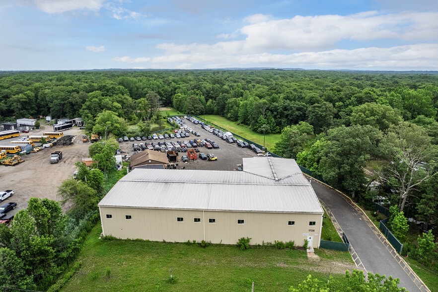 More Photos Of 1706 Englishtown Rd, Old Bridge Warehouse For Sale