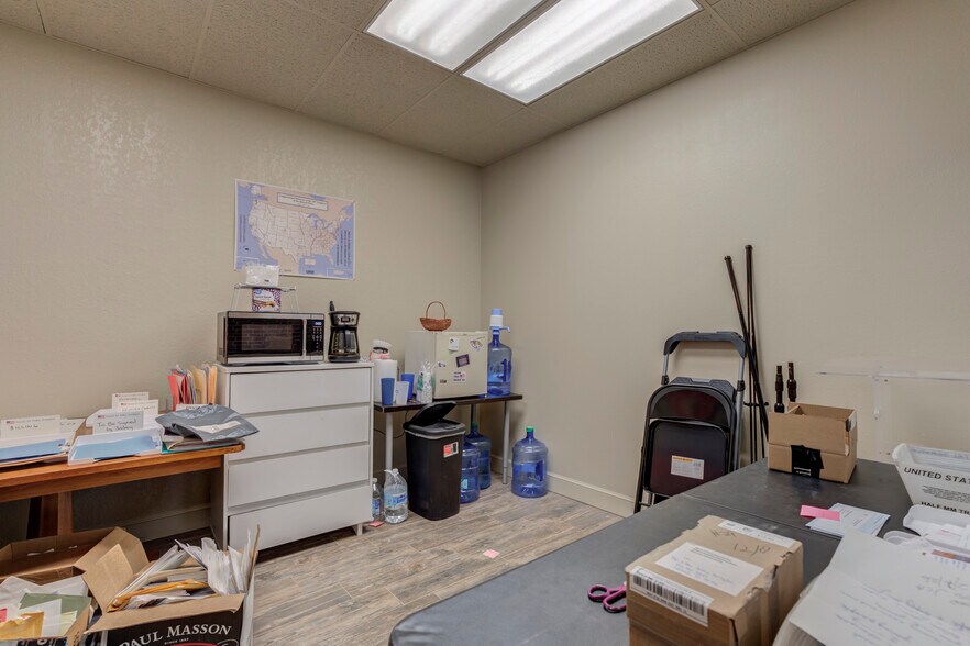 More Photos Of 1312 Texas Ave, Lubbock Office For Sale