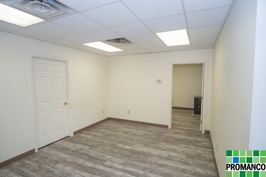 More Photos Of 111 Industry Rd, Marietta Light Distribution For Lease