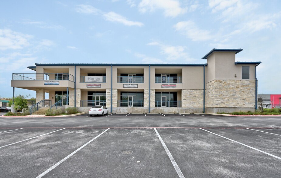 More Photos Of 2050 Double Creek Dr, Round Rock Medical For Lease