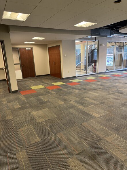 More Photos Of 310 Broadway Ave S, Rochester Office For Lease