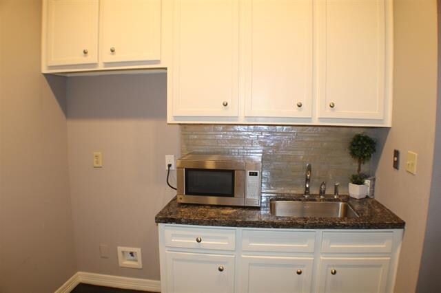 More Photos Of , Beaumont Office For Sale
