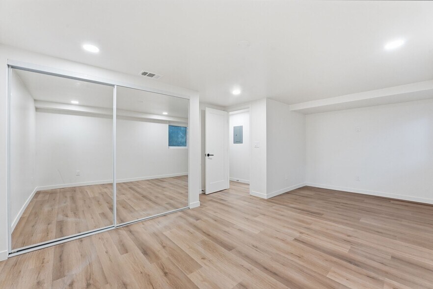 More Photos Of 5067 Alumni Pl, San Diego Multifamily For Sale