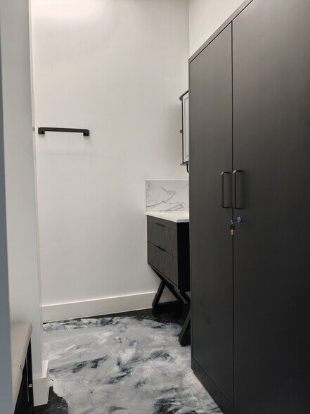 More Photos Of 1800-1812 SW 7th Ave, Pompano Beach Warehouse For Sale