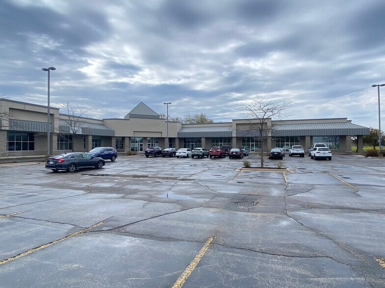 More Photos Of 3377 Packerland Dr, De Pere Unknown For Lease