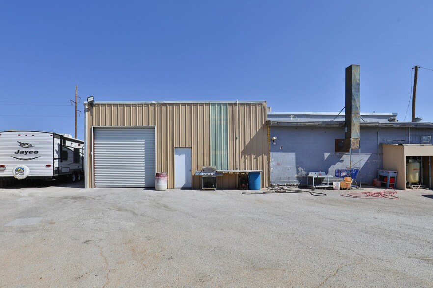 More Photos Of 10762 Montana Ave, El Paso Auto Repair For Sale