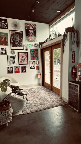 More Photos Of 1605 Broadway St, Vancouver Freestanding For Lease