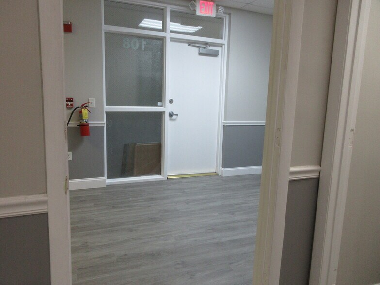 More Photos Of 540 NW University, Port Saint Lucie Office Residential For Sale