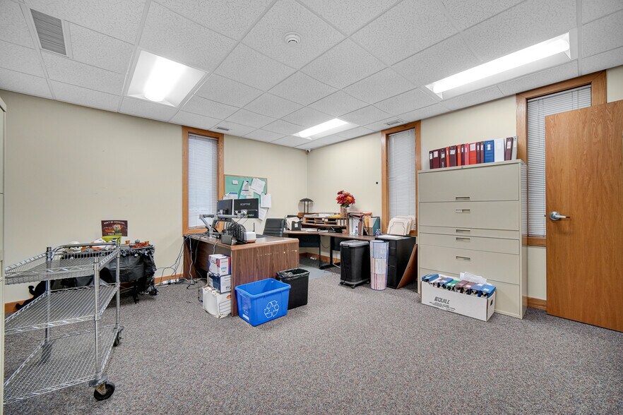 More Photos Of 17430 Dixie Highway, East Hazel Crest Healthcare For Sale