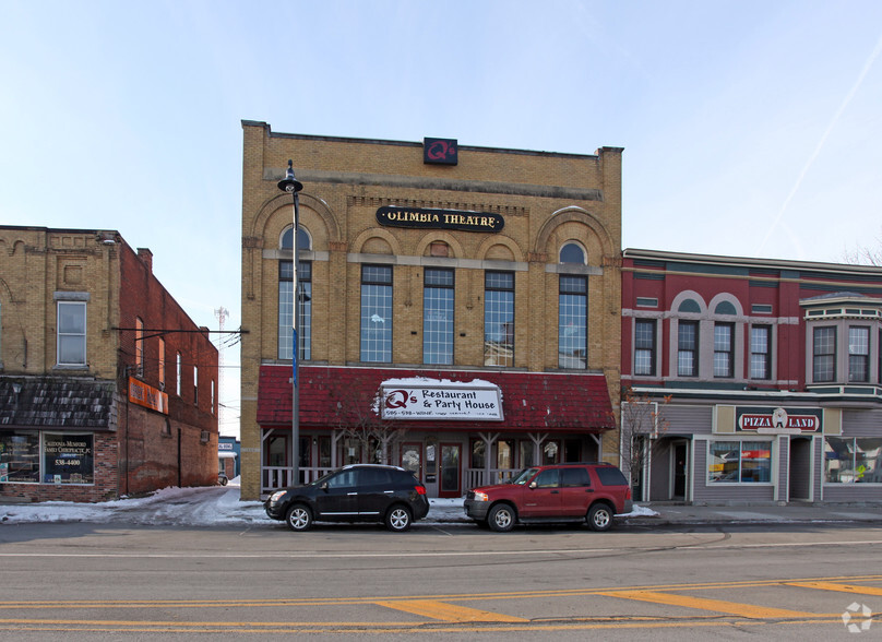More Photos Of 3154 State St, Caledonia Freestanding For Sale