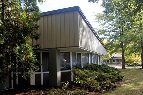 More Photos Of 179 Commerce St, Williston Flex For Sale