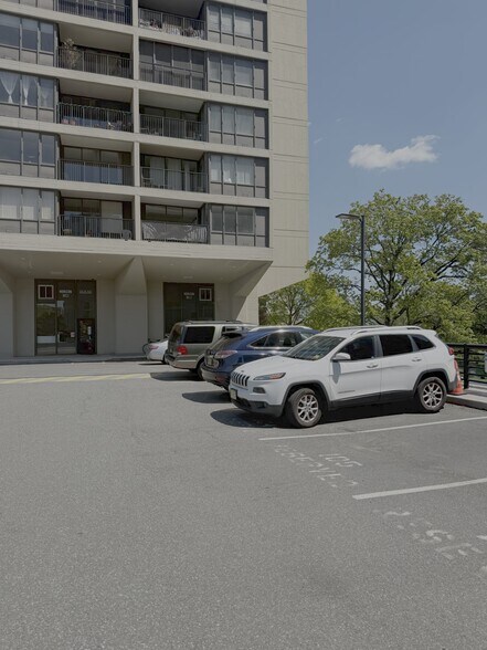 More Photos Of 1-6 Horizon Rd, Fort Lee Apartments For Lease