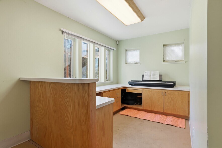 More Photos Of 1005 Fowler Way, Placerville Medical For Sale