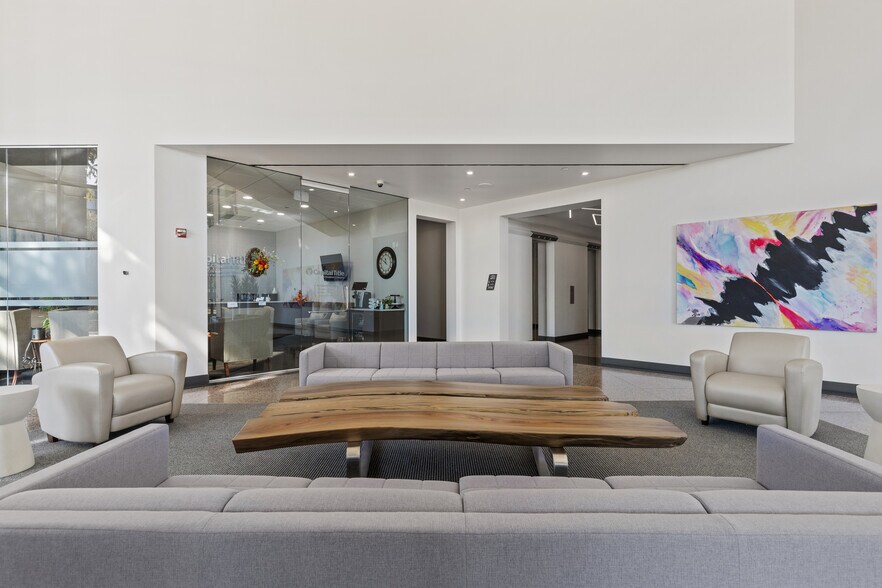 More Photos Of 18383 Preston Rd, Dallas Office For Lease