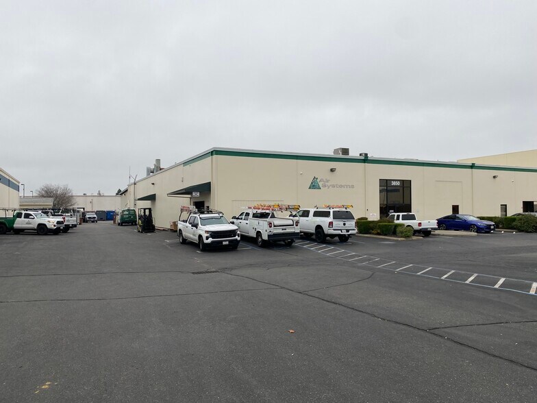 More Photos Of 3850 Happy Ln, Sacramento Warehouse For Lease