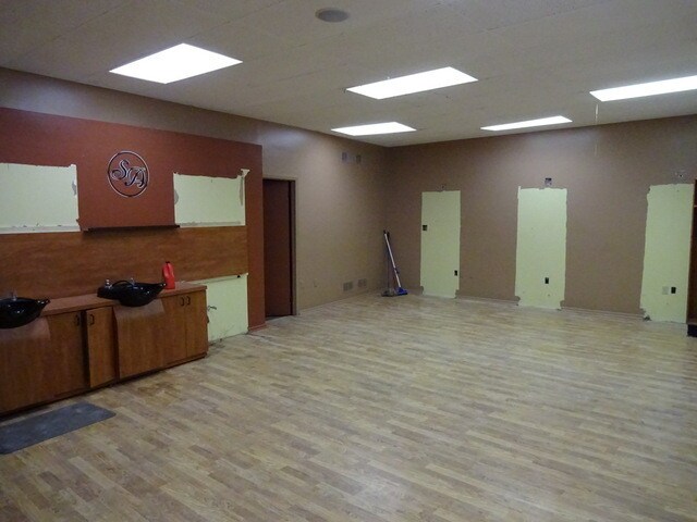 More Photos Of 3185-3199 Delaware Ave, Buffalo Storefront Retail Office For Lease