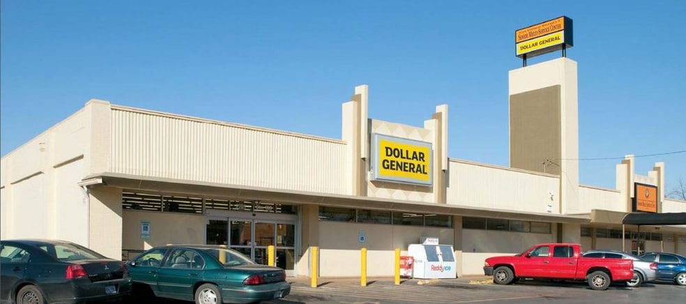 More Photos Of 2701 S Presa St, San Antonio Storefront For Lease