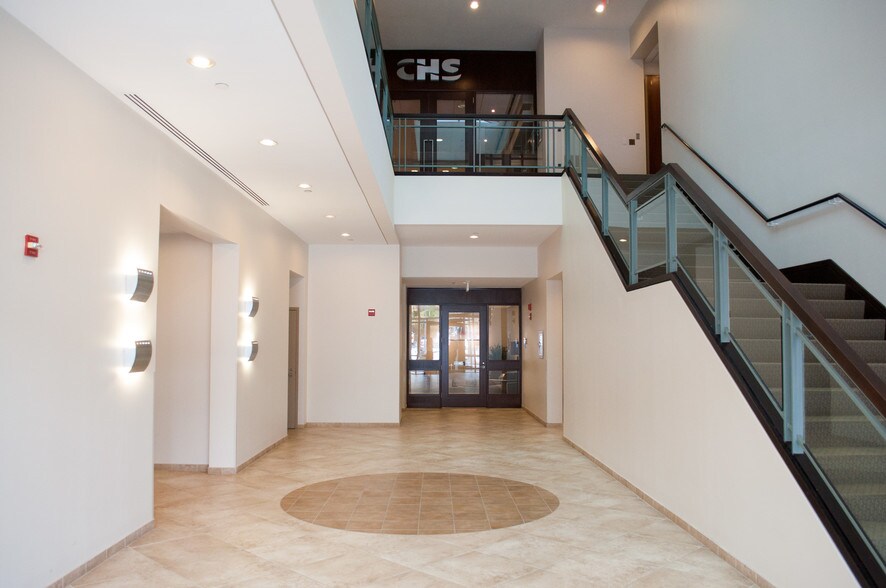 More Photos Of 10701 Parkridge Blvd, Reston Office For Sale