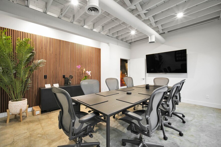 More Photos Of 1711 Price St, Savannah Office For Lease