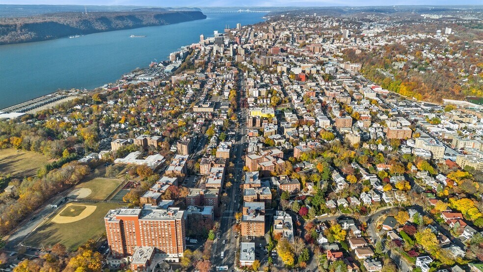More Photos Of 3 Lehman Ter, Yonkers Congregate Senior Housing For Sale