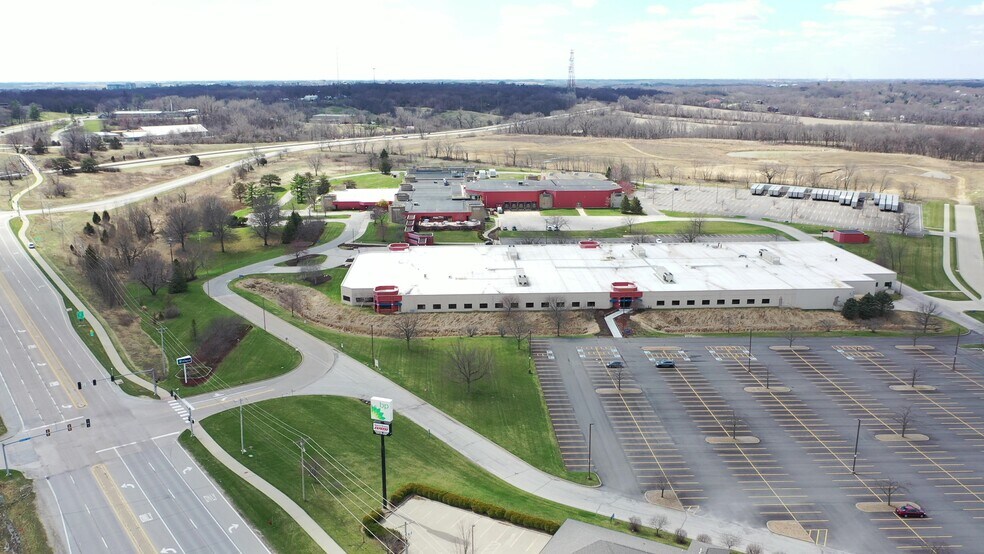 More Photos Of 2510 N Dodge St, Iowa City Office For Sale