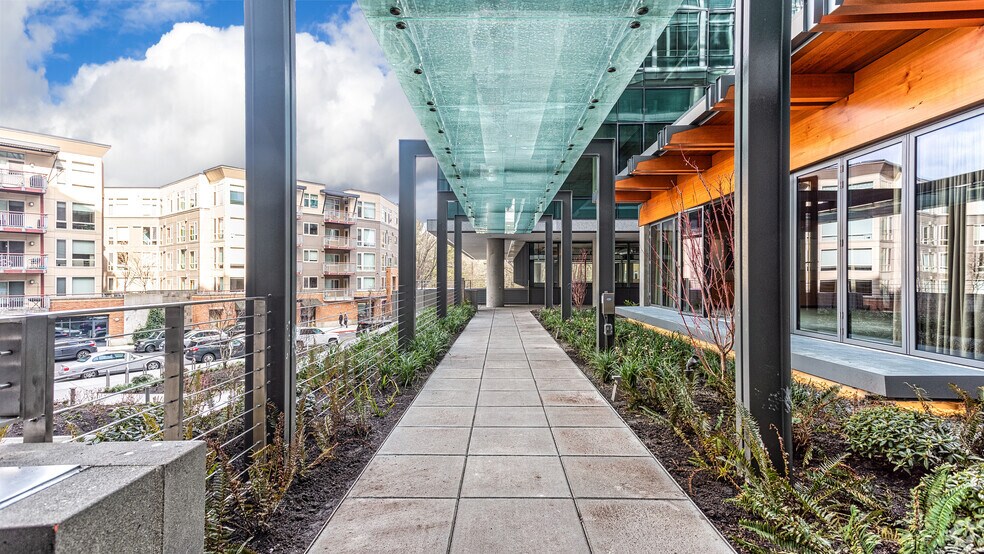 More Photos Of 1101 Lake Washington Blvd N, Renton Unknown For Lease