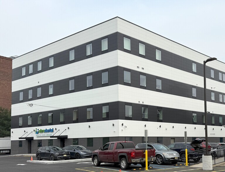 More Photos Of 65 Jefferson Ave, Elizabeth Office For Sale