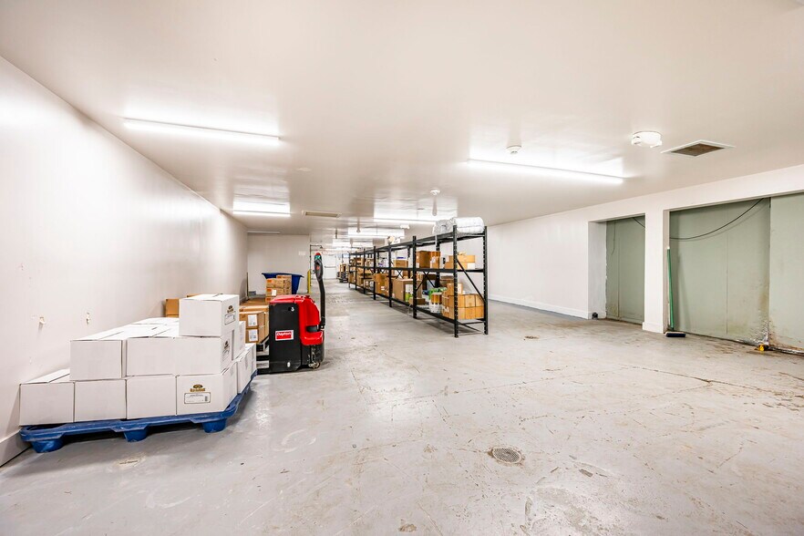 More Photos Of 1508 Brook Rd, Richmond Refrigeration Cold Storage For Sale