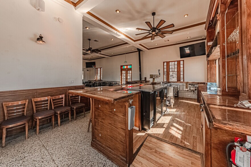 More Photos Of 516 E Elm St, Trinidad Restaurant For Sale