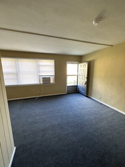 More Photos Of 237 Broad St, Sumter Apartments For Sale
