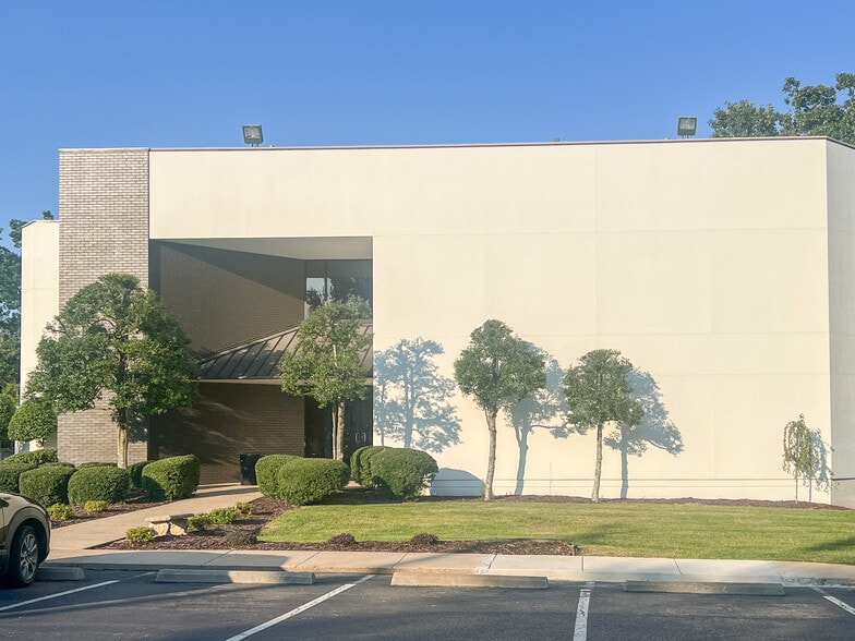 More Photos Of 1225 Breckenridge Dr, Little Rock Medical For Sale