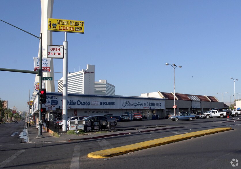 More Photos Of 1700 Las Vegas Blvd, Las Vegas Restaurant For Sale