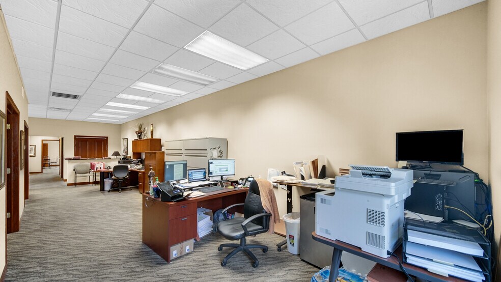 More Photos Of 303 Ridge Rd, Munster Office For Sale
