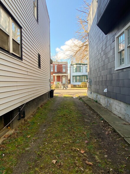 More Photos Of 72 1/2 Henry Ave, Newburgh Apartments For Sale