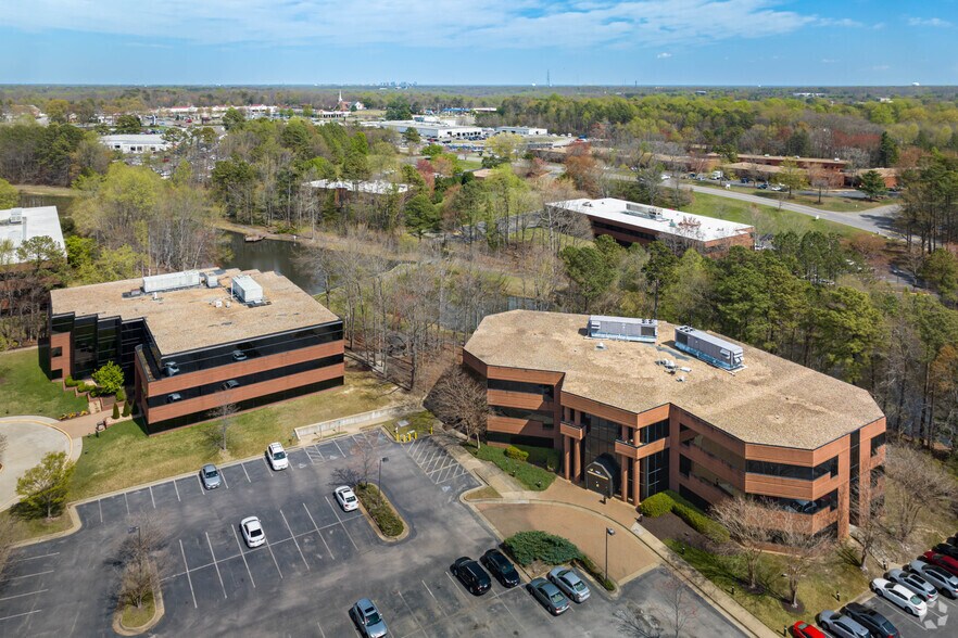 More Photos Of 720 Moorefield Park Dr, Richmond Office For Lease