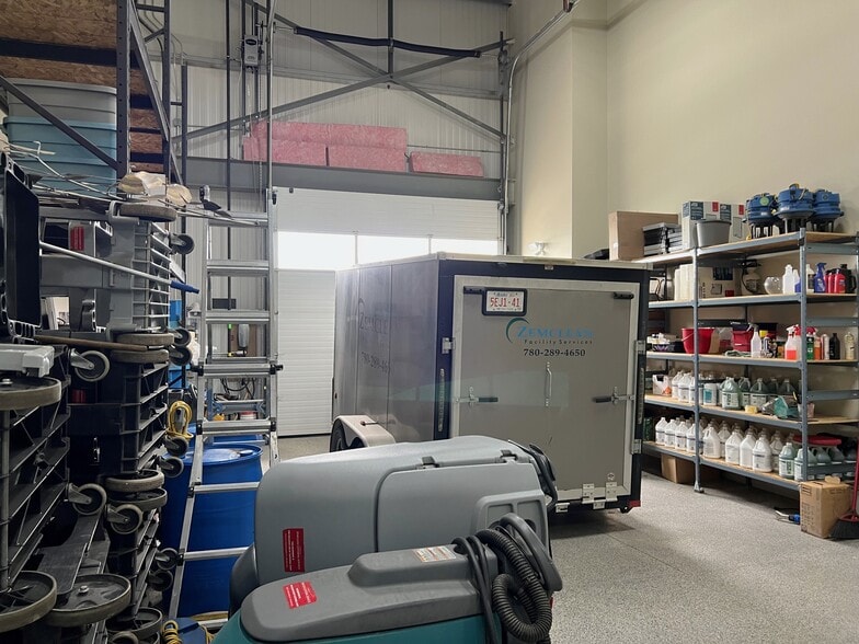 More Photos Of 13135-13161 156th St NW, Edmonton Industrial For Sale