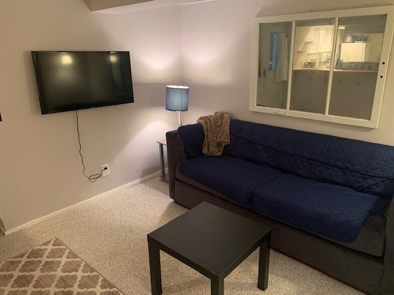 More Photos Of 1302 N 49th St, Seattle Apartments For Sale