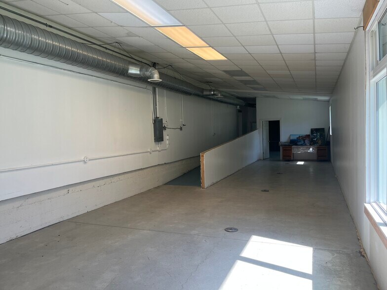 More Photos Of 4180 Gleaner Hall Rd, Ann Arbor Warehouse For Lease